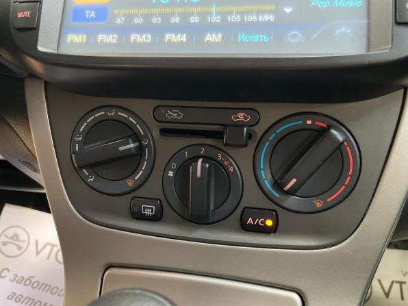 Nissan Tiida II с пробегом 2015 года, цена 980 000 рублей, 182587 км, хэтчбек, Автокод Объявления