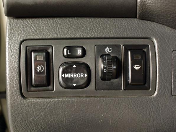 Toyota Avensis II с пробегом 2005 года, цена 694 995 рублей, 318208 км, седан, Автокод Объявления