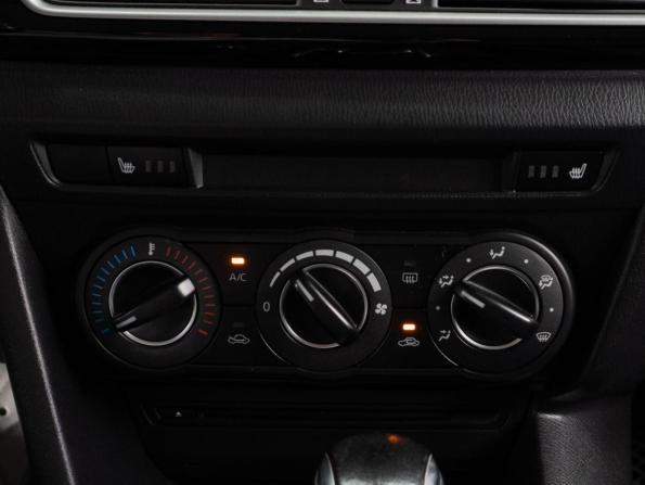 Mazda 3 III (BM) с пробегом 2014 года, цена 1 349 000 рублей, 198342 км, седан, Автокод Объявления