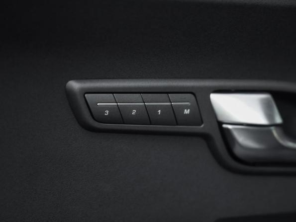 Land Rover Range Rover Evoque I с пробегом 2012 года, цена 1 399 000 рублей, 237504 км, внедорожник, Автокод Объявления