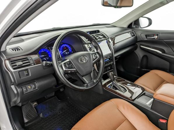 Toyota Camry VII (XV50) Рестайлинг с пробегом 2017 года, цена 2 372 750 рублей, 120300 км, седан, Автокод Объявления