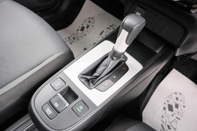 Honda Fit IV с пробегом 2022 года, цена 1 339 000 рублей, 87000 км, хэтчбек, Автокод Объявления