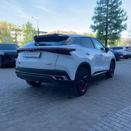 Omoda C5 I с пробегом 2022 года, цена 1 728 000 рублей, 42000 км, внедорожник, Автокод Объявления