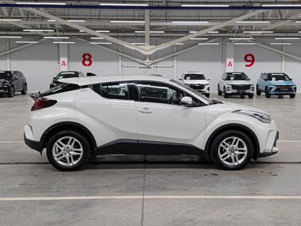 Toyota C-HR I Рестайлинг с пробегом 2020 года, цена 2 670 000 рублей, 76787 км, внедорожник, Автокод Объявления