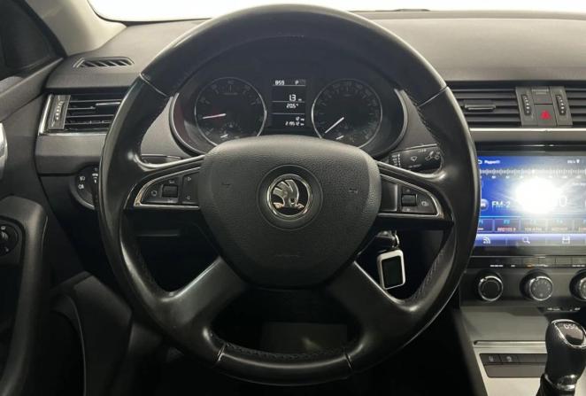 Skoda Octavia III (A7) с пробегом 2014 года, цена 775 000 рублей, 219512 км, лифтбек, Автокод Объявления