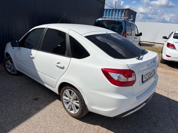 Lada (ВАЗ) Granta I Рестайлинг с пробегом 2019 года, цена 547 000 рублей, 117000 км, лифтбек, Автокод Объявления