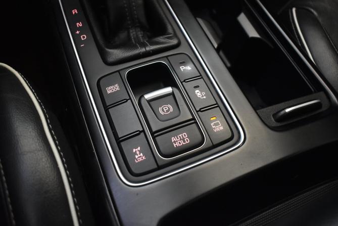 Kia Sorento III Prime Рестайлинг с пробегом 2018 года, цена 2 370 000 рублей, 185971 км, внедорожник, Автокод Объявления