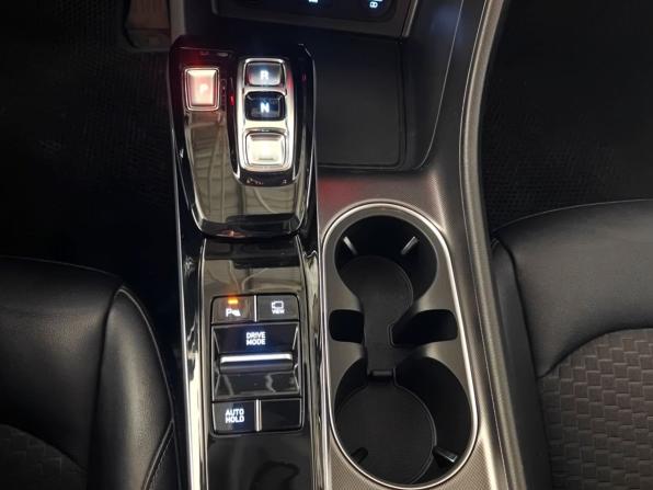 Hyundai Sonata VIII (DN8) с пробегом 2021 года, цена 2 460 000 рублей, 130300 км, седан, Автокод Объявления