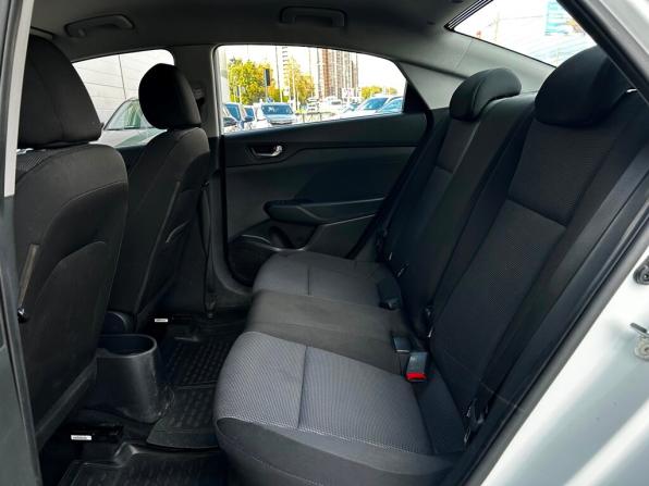 Hyundai Solaris II с пробегом 2019 года, цена 1 316 700 рублей, 129861 км, седан, Автокод Объявления