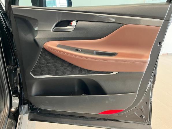 Hyundai Santa Fe IV Рестайлинг с пробегом 2022 года, цена 4 099 000 рублей, 72508 км, внедорожник, Автокод Объявления