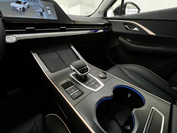 Omoda C5 I с пробегом 2023 года, цена 1 790 000 рублей, 29257 км, внедорожник, Автокод Объявления