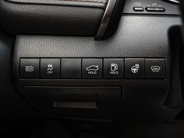 Toyota Camry VIII (XV70) с пробегом 2019 года, цена 2 420 000 рублей, 109027 км, седан, Автокод Объявления