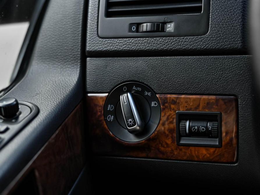 Volkswagen Multivan T5 Рестайлинг Санкт-Петербург  - изображение 9