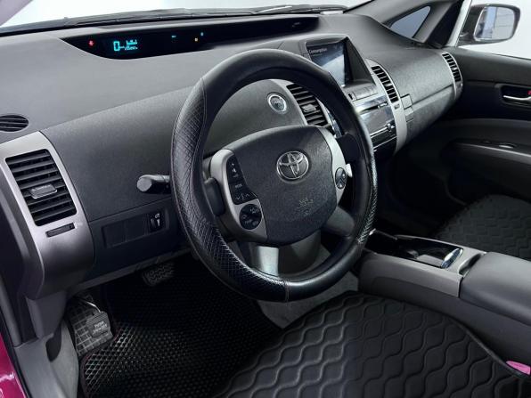 Toyota Prius II Рестайлинг (XW20) с пробегом 2008 года, цена 820 000 рублей, 206890 км, лифтбек, Автокод Объявления