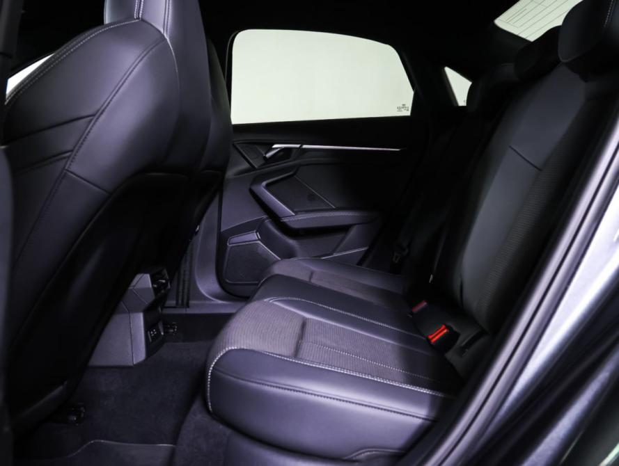 Audi A3 IV (8Y) Москва  - изображение 12