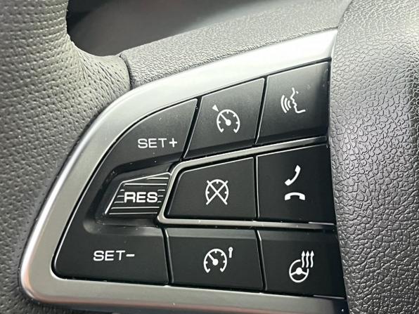 Lada (ВАЗ) Vesta I Рестайлинг (NG) с пробегом 2025 года, цена 1 575 000 рублей, 10720 км, седан, Автокод Объявления
