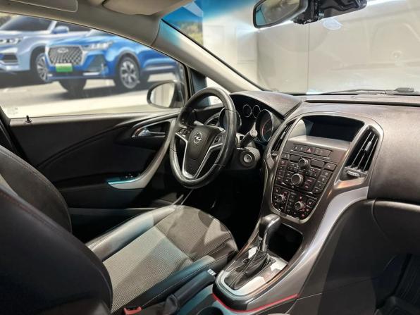 Opel Astra J с пробегом 2012 года, цена 750 000 рублей, 162000 км, универсал, Автокод Объявления