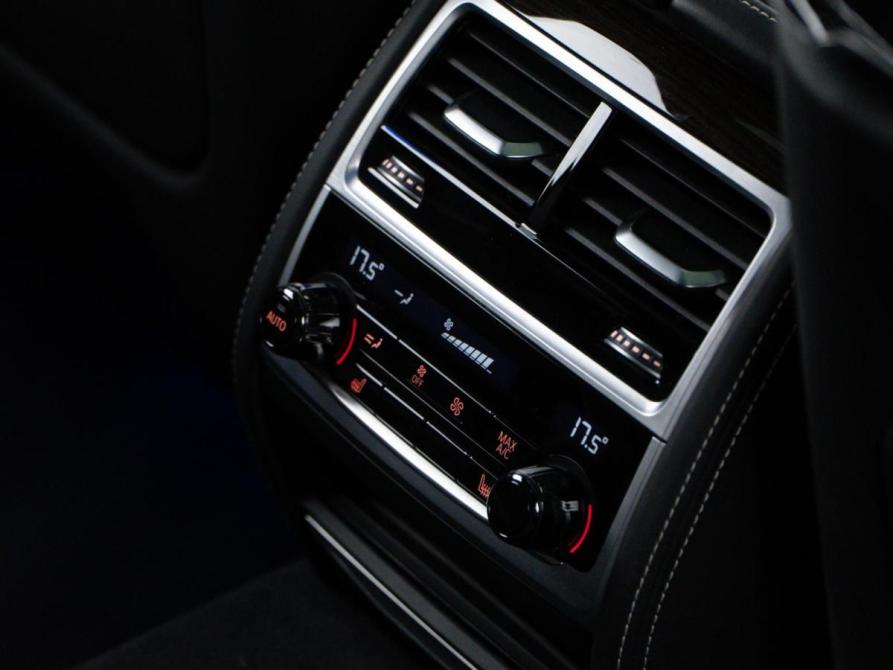 BMW 7 серии VI (G11/G12) Москва  - изображение 19