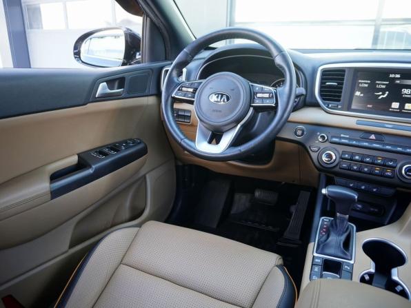 Kia Sportage IV Рестайлинг с пробегом 2020 года, цена 2 625 000 рублей, 33415 км, внедорожник, Автокод Объявления