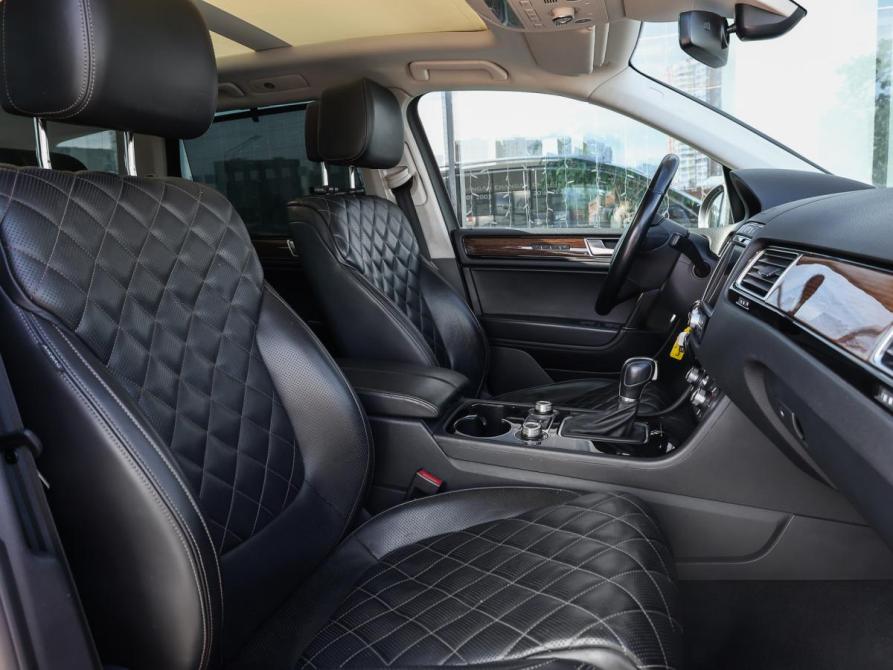Volkswagen Touareg II Рестайлинг Москва  - изображение 8