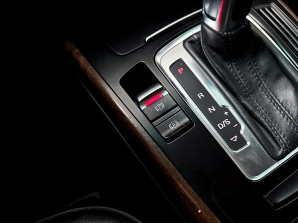 Audi A4 IV (B8) Рестайлинг с пробегом 2014 года, цена 1 500 000 рублей, 187383 км, седан, Автокод Объявления
