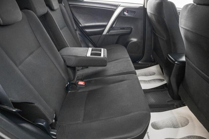 Toyota RAV4 IV (XA40) с пробегом 2013 года, цена 2 099 000 рублей, 176000 км, внедорожник, Автокод Объявления