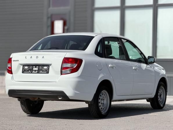 Lada (ВАЗ) Granta I Рестайлинг с пробегом 2025 года, цена 999 000 рублей, 3000 км, седан, Автокод Объявления
