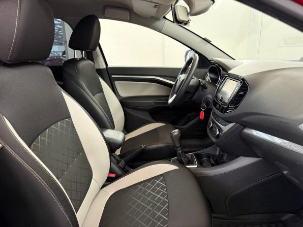 Lada (ВАЗ) Vesta I с пробегом 2018 года, цена 1 175 000 рублей, 71180 км, универсал, Автокод Объявления
