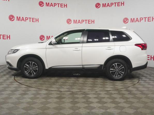 Mitsubishi Outlander III Рестайлинг 2 с пробегом 2017 года, цена 2 078 000 рублей, 77789 км, внедорожник, Автокод Объявления