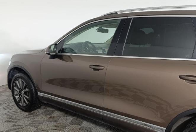 Volkswagen Touareg II с пробегом 2011 года, цена 1 850 000 рублей, 231295 км, внедорожник, Автокод Объявления