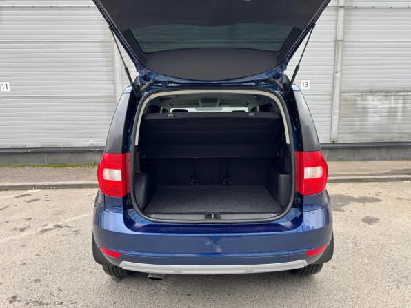 Skoda Yeti I Рестайлинг с пробегом 2015 года, цена 1 289 000 рублей, 81688 км, внедорожник, Автокод Объявления