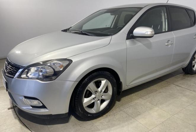 Kia Ceed I Рестайлинг с пробегом 2010 года, цена 740 000 рублей, 130466 км, хэтчбек, Автокод Объявления