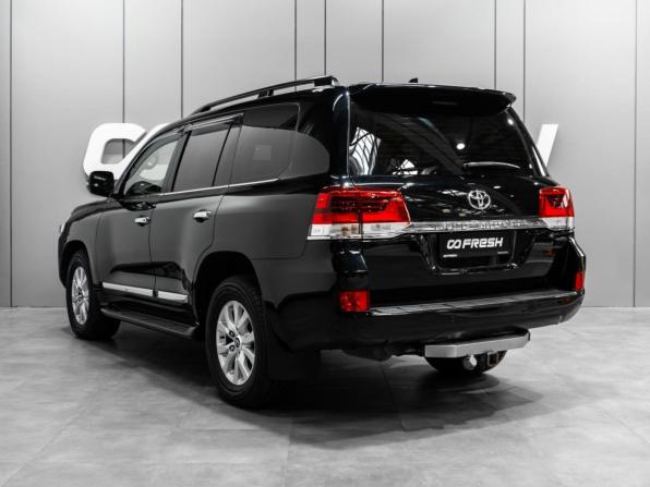 Toyota Land Cruiser 200 Series Рестайлинг 2 с пробегом 2018 года, цена 6 800 000 рублей, 241900 км, внедорожник, Автокод Объявления