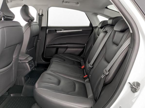 Ford Mondeo V с пробегом 2018 года, цена 1 830 000 рублей, 116815 км, седан, Автокод Объявления
