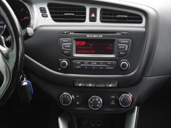 Kia Ceed II с пробегом 2013 года, цена 999 000 рублей, 156100 км, универсал, Автокод Объявления