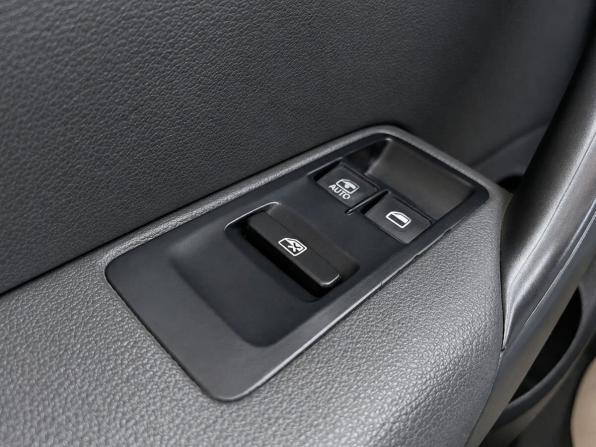Volkswagen Polo V с пробегом 2012 года, цена 719 000 рублей, 261113 км, седан, Автокод Объявления