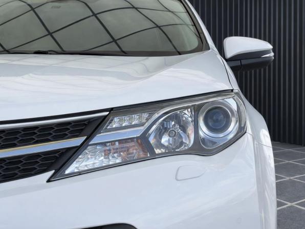 Toyota RAV4 IV (XA40) с пробегом 2014 года, цена 1 847 000 рублей, 144236 км, внедорожник, Автокод Объявления