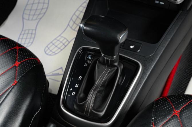 Kia Rio IV Рестайлинг с пробегом 2021 года, цена 1 599 000 рублей, 163000 км, седан, Автокод Объявления