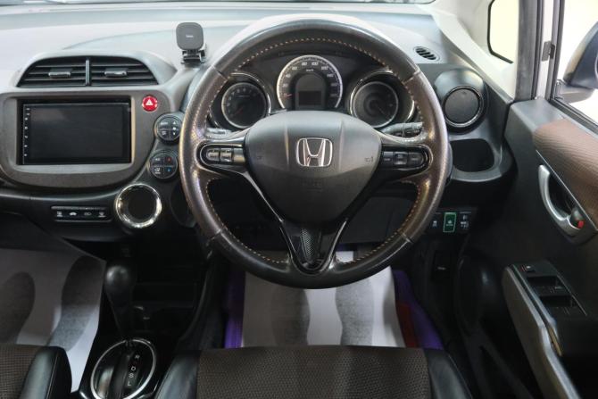 Honda Fit Shuttle I с пробегом 2013 года, цена 1 199 000 рублей, 154000 км, универсал, Автокод Объявления