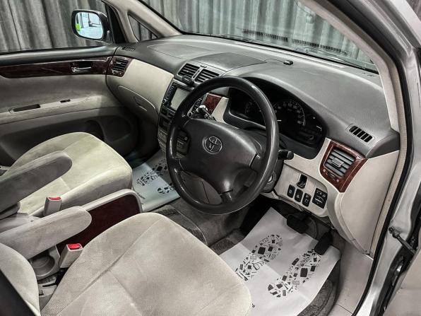 Toyota Ipsum II (M20) с пробегом 2001 года, цена 650 000 рублей, 386397 км, минивэн, Автокод Объявления