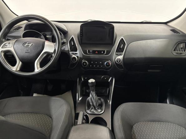 Hyundai ix35 I с пробегом 2011 года, цена 880 000 рублей, 267200 км, внедорожник, Автокод Объявления