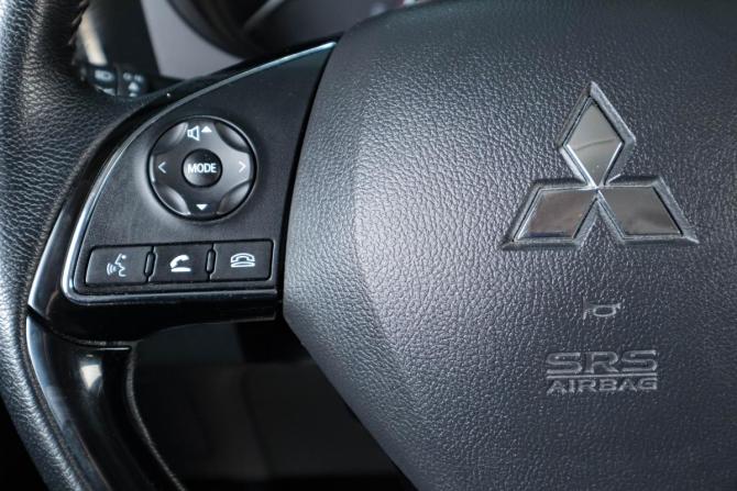 Mitsubishi Outlander III Рестайлинг 3 с пробегом 2021 года, цена 2 829 000 рублей, 40000 км, внедорожник, Автокод Объявления