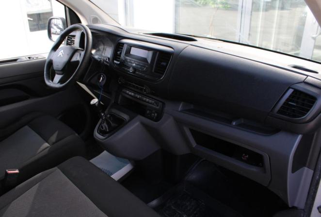 Citroen Jumpy III с пробегом 2018 года, цена 1 245 000 рублей, 317741 км, фургон, Автокод Объявления