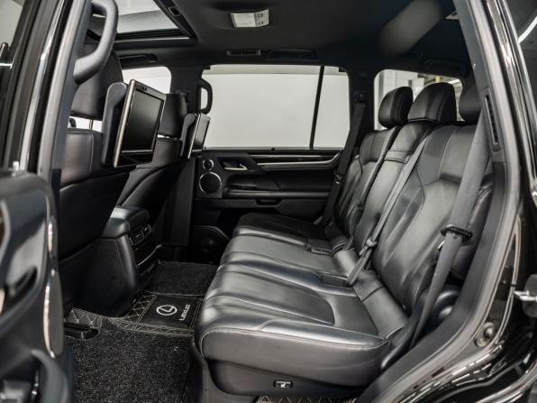 Lexus LX III Рестайлинг 2 с пробегом 2016 года, цена 6 360 000 рублей, 171000 км, внедорожник, Автокод Объявления