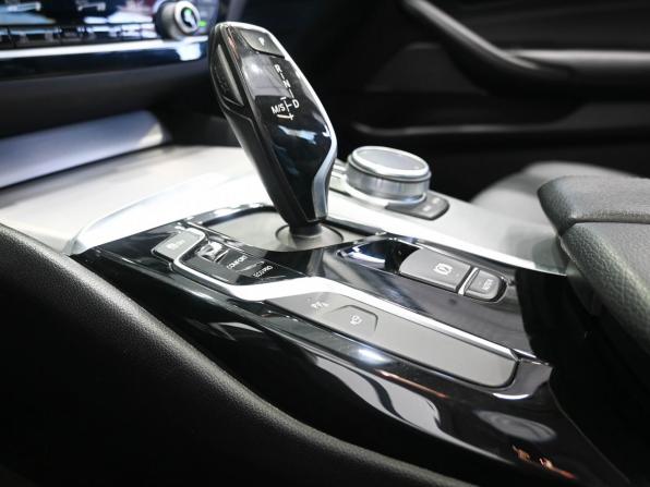 BMW 5 серии VII (G30/G31/G38) с пробегом 2019 года, цена 4 249 900 рублей, 117850 км, седан, Автокод Объявления