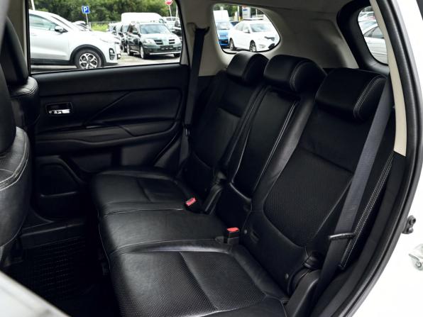 Mitsubishi Outlander III с пробегом 2014 года, цена 1 399 000 рублей, 239500 км, внедорожник, Автокод Объявления