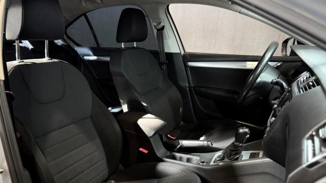 Skoda Octavia III (A7) с пробегом 2013 года, цена 870 000 рублей, 283125 км, лифтбек, Автокод Объявления
