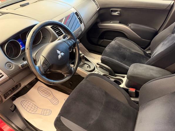 Mitsubishi Outlander II Рестайлинг с пробегом 2010 года, цена 799 000 рублей, 297000 км, внедорожник, Автокод Объявления