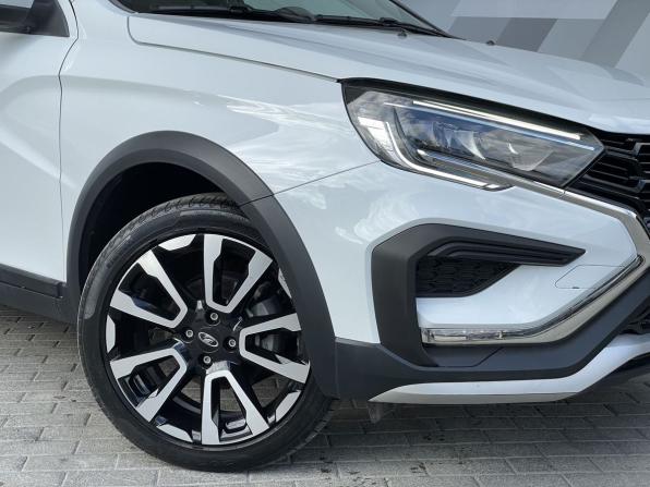 Lada (ВАЗ) Vesta I Рестайлинг (NG) с пробегом 2024 года, цена 1 462 000 рублей, 49285 км, универсал, Автокод Объявления