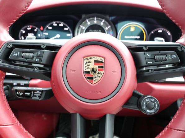 Porsche 911 VIII (992) с пробегом 2023 года, цена 24 850 000 рублей, 6250 км, купе, Автокод Объявления